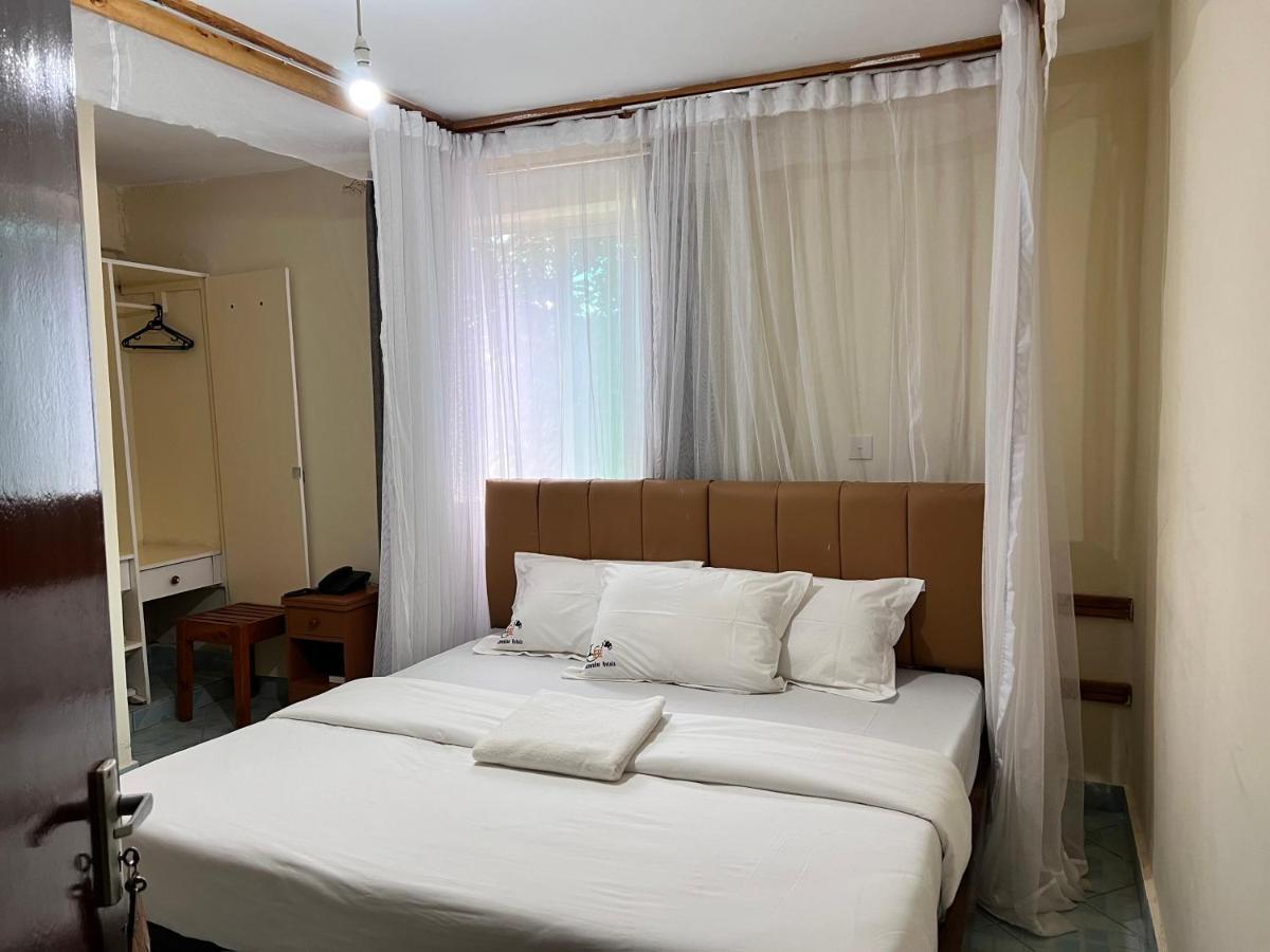 Lavender Garden Hotel Wundanyi Exterior foto